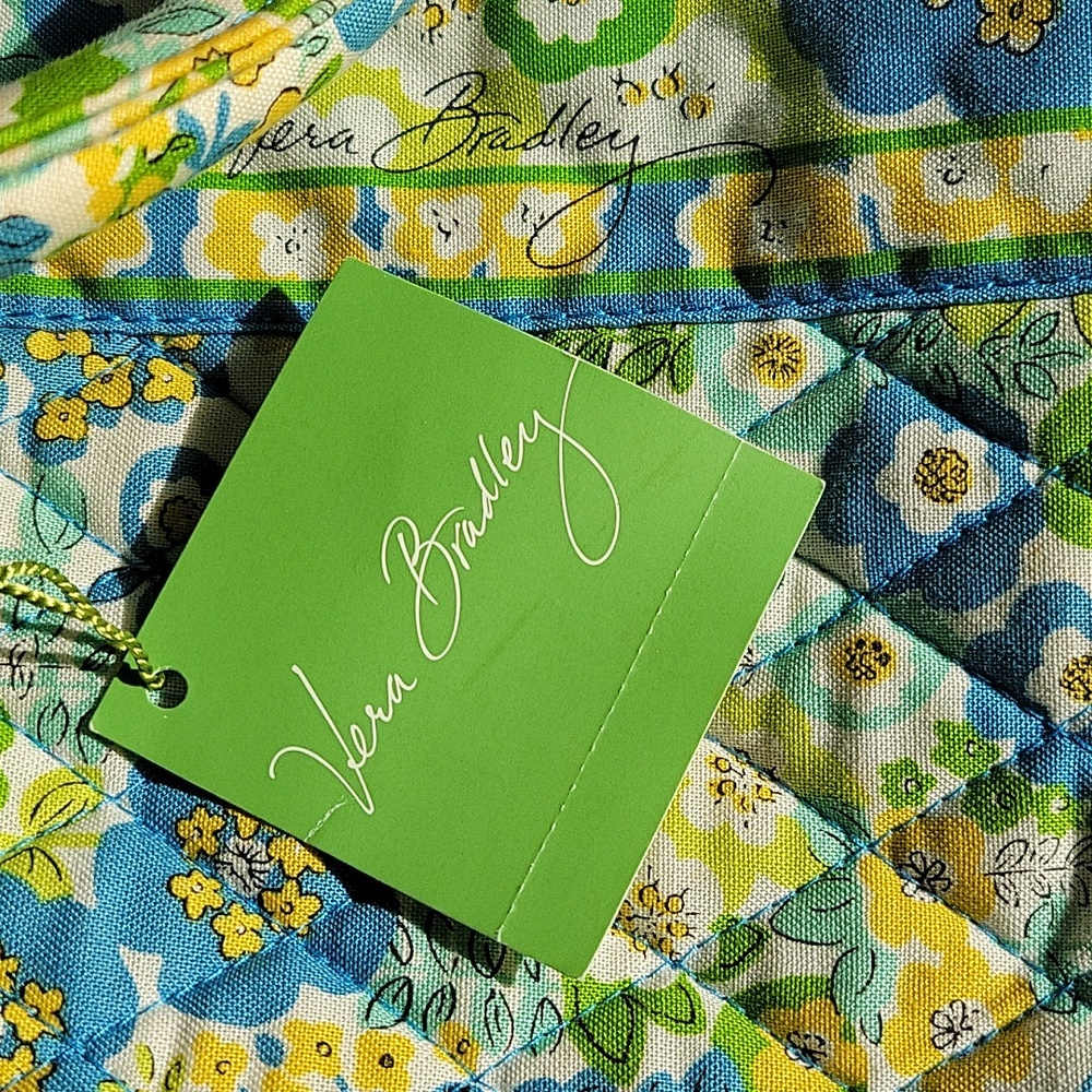 Large Vera Bradley Hobo Purse - Picture 4 of 9